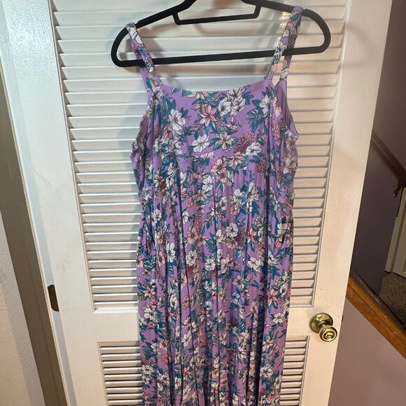 Torrid Lavender Floral Print Boho Maxi Lenny Tiered Dress Size 1 - Picture 3 of 5